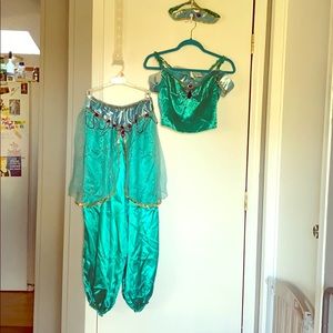 NWOT Disney Princess Jasmine 3-piece Costume